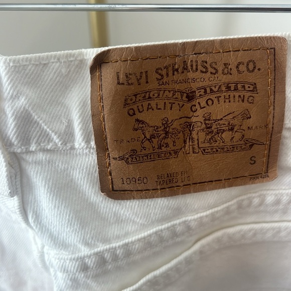 Vintage Levi’s - Picture 3 of 6